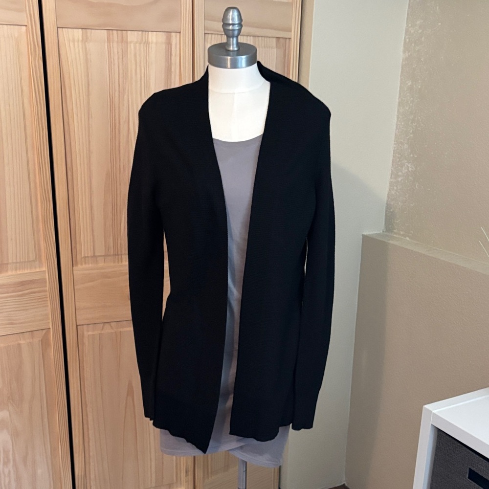Ann Taylor Black Open-Front Knit Blazer